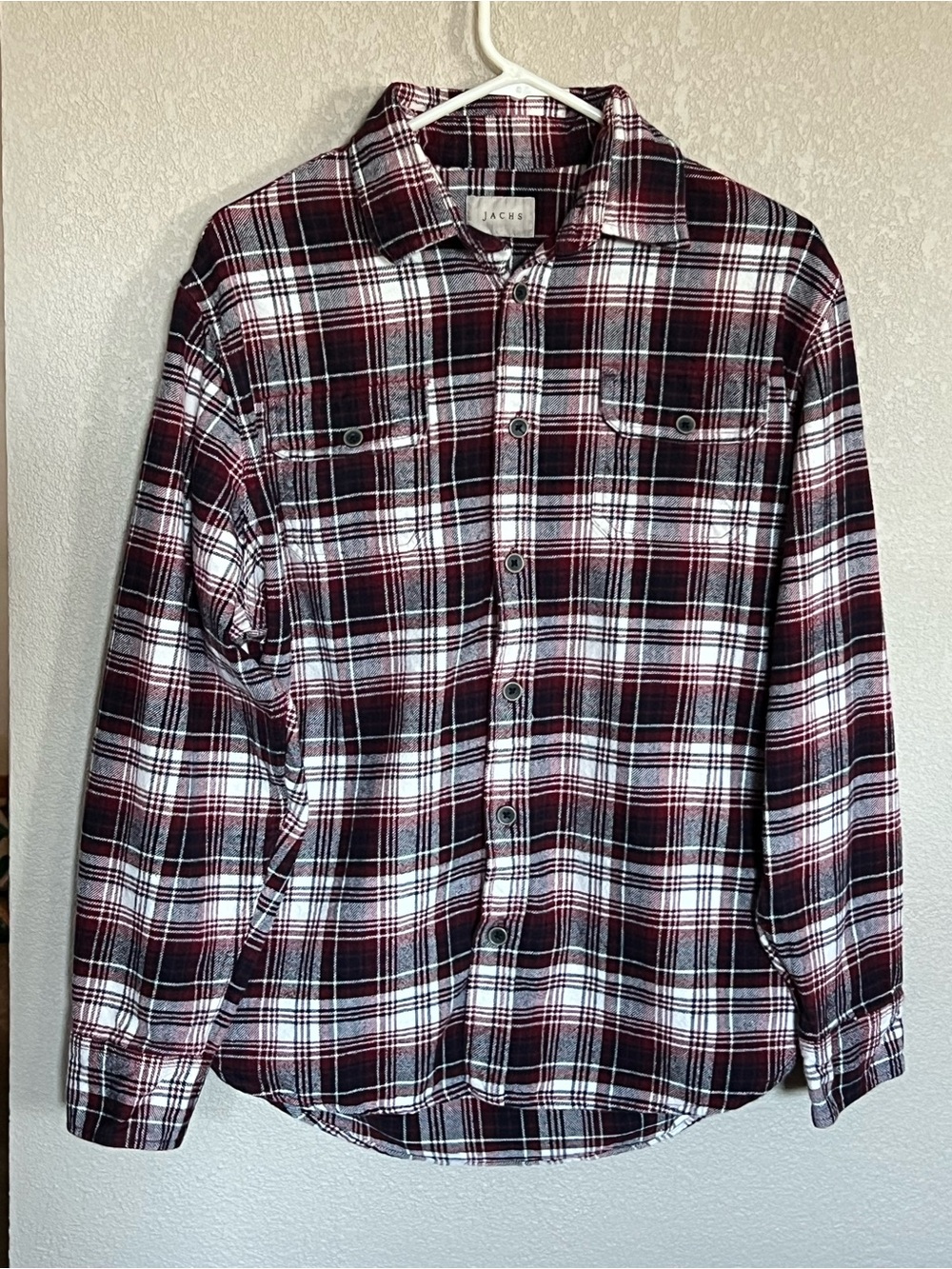 JACHS Classic Men's Red & Black Plaid Button-Up Shirt